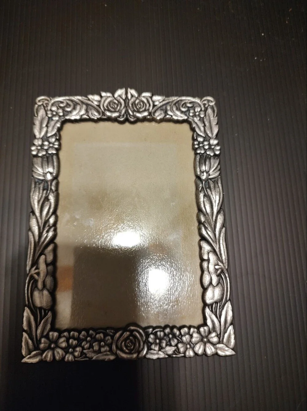 🌹🩶🌹Darling Vintage 90's Pewter Rose Floral Tabletop Picture Frame